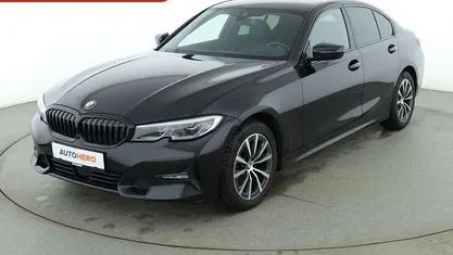Gebraucht BMW 320 Sport Line 190 PS (139 kW) 2021 Schwarz Limousine