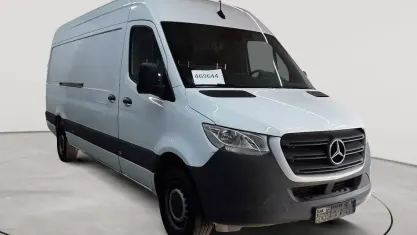 Gebraucht Mercedes Sprinter 170 PS (125 kW) 2024 Arktisweiß Van