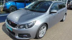 Grau Gebraucht 2018 Peugeot 308 Style Kombi | 12.890 € (Fairer Preis)