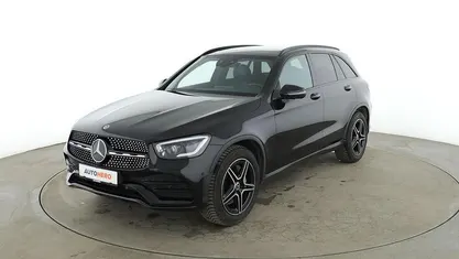 Gebraucht Mercedes GLC300 AMG line 245 PS (180 kW) 2021 Schwarz SUV
