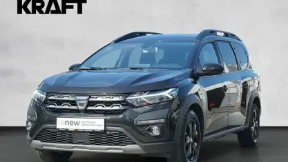 Używany Dacia Jogger Extreme 110 KM (80 kW) 2023 Czarny Minivan