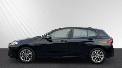 Schwarz Gebraucht 2024 BMW 120 Efficient Dynamics Kleinwagen | 25.790 € (Superpreis)