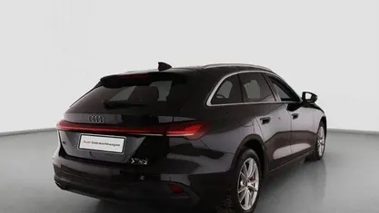Gebraucht Audi A5 Sport 204 PS (150 kW) 2025 Schwarz Kombi