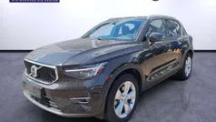 Schwarz Gebraucht 2024 Volvo XC40 Core SUV | 36.490 € (Fairer Preis)