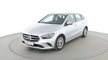 Gebraucht Mercedes B200 Progressive 163 PS (119 kW) 2019 Silber Van / Kleinbus
