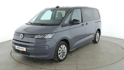 Gebraucht VW Multivan 150 PS (110 kW) 2024 Grau Van