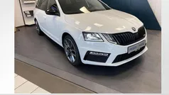 Moon weiss perleffekt Gebraucht 2020 Skoda Octavia RS Kombi | 25.990 € (Superpreis)
