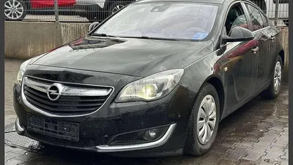 Gebraucht Opel Insignia Edition 136 PS (100 kW) 2017 Onyx schwarz Limousine