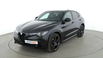 Schwarz Gebraucht 2023 Alfa Romeo Stelvio Competizione SUV | 39.970 € (Fairer Preis)