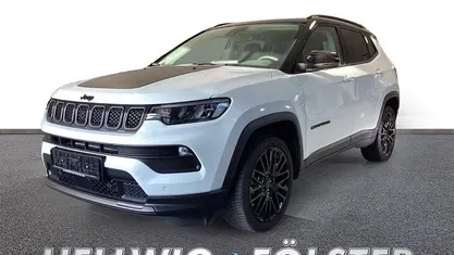Alpine white (vr296) Gebraucht 2023 Jeep Compass SUV | 27.990 € (Fairer Preis)