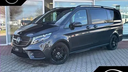Gebraucht Mercedes V250 AMG 190 PS (139 kW) 2023 Grau Van / Kleinbus