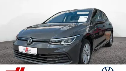 Gebraucht VW Golf VIII Style 150 PS (110 kW) 2022 Grau Limousine