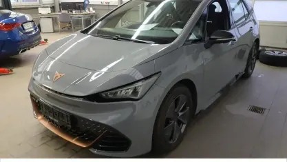 Używany Cupra Born 150 kW (204 KM) 2022 Szary Hatchback