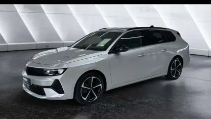 Używany Opel Astra 131 KM (96 kW) 2024 Szary Hatchback