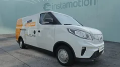 Weiß Gebraucht 2023 Maxus eDeliver 3 Van | 21.741 € (Guter Preis)