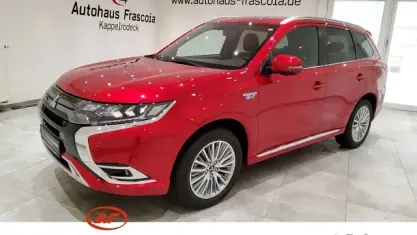 Gebraucht Mitsubishi Outlander P-HEV Plus 224 PS (164 kW) 2020 Rot SUV
