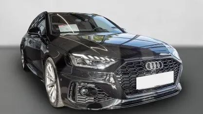 Usata Audi RS4 Ambiente 450 CV (330 kW) 2024 Nero Station wagon