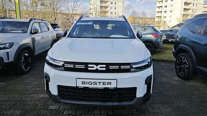 Nuova Dacia Bigster Journey 140 CV (102 kW) 2026 Bianco SUV