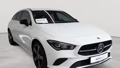Gebraucht Mercedes CLA200 Shooting Brake Progressive 150 PS (110 kW) 2023 Polarweiß Kombi