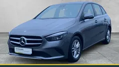 Mountaingrau metallic Gebraucht 2019 Mercedes B180 Style Van / Kleinbus | 21.890 € (Fairer Preis)