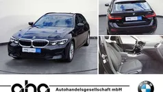 Schwarz Gebraucht 2022 BMW 318 Advantage Kombi | 22.930 € (Fairer Preis)