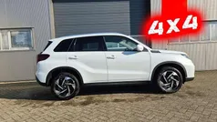 Cool white pearl metallic Neu 2025 Suzuki Vitara Comfort+ SUV | 26.090 € (Fairer Preis)