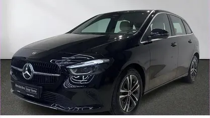 Gebraucht Mercedes B250e Progressive 163 PS (119 kW) 2024 Schwarz Van / Kleinbus