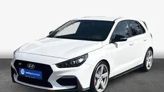 Weiß Gebraucht 2018 Hyundai i30 N Performance Limousine | 21.430 € (Fairer Preis)