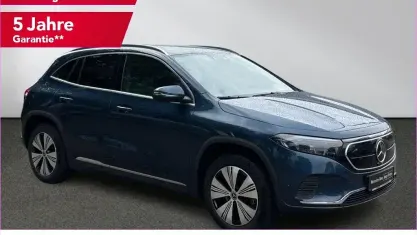 Gebraucht Mercedes EQA250 Progressive 139 kW (190 PS) 2023 Blau SUV