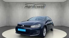 Blau Gebraucht 2016 VW Golf VII LOUNGE Limousine | 10.609 € (Fairer Preis)