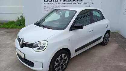 Gebraucht Renault Twingo SE 65 PS (47 kW) 2022 Weiß Kleinwagen