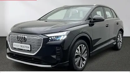 Gebraucht Audi Q4 e-tron Advanced 150 kW (204 PS) 2023 Mythosschwarz metallic SUV