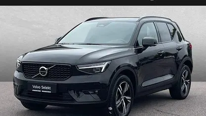 Onyx schwarz Gebraucht 2025 Volvo XC40 Plus SUV | 36.750 € (Fairer Preis)
