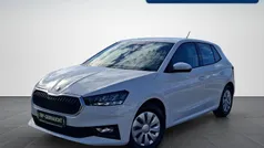 Candyweiss Gebraucht 2022 Skoda Fabia Active Limousine | 15.680 € (Fairer Preis)