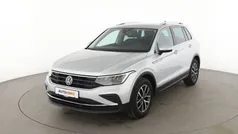 Silber Gebraucht 2021 VW Tiguan Life SUV | 24.380 € (Fairer Preis)