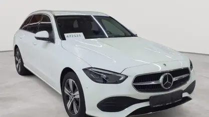 Gebraucht Mercedes C300e Avantgarde 204 PS (150 kW) 2023 Polarweiß Kombi