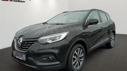 Gebraucht Renault Kadjar Black Edition 140 PS (102 kW) 2022 Sternenschwarz SUV
