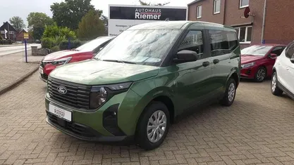 Gebraucht 2025 Ford Tourneo Courier Trend Van / Kleinbus | 25.950 € (Fairer Preis)
