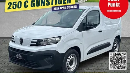 Neu Peugeot E-Partner 100 kW (136 PS) 2025 Kaolin weiss Van / Kleinbus