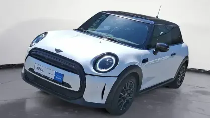 Gebraucht Mini Cooper 136 PS (100 kW) 2023 Weiß Kleinwagen