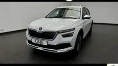 Moonweiss metallic Gebraucht 2024 Skoda Kamiq ScoutLine SUV | 24.900 € (Fairer Preis)