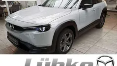Ceramic white Neu 2025 Mazda MX30 Ad'Vantage SUV | 25.990 € (Fairer Preis)
