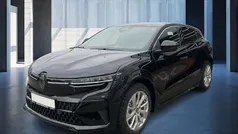 Gebraucht 2024 Renault Mégane Iconic Limousine | 35.490 € (Fairer Preis)