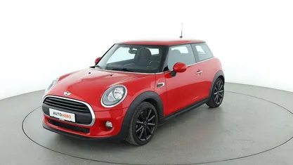 Rot Gebraucht 2017 Mini ONE Kleinwagen | 10.600 € (Fairer Preis)