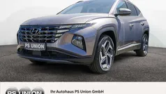 Braun / silky bronze Gebraucht 2023 Hyundai Tucson Trend SUV | 36.790 € (Fairer Preis)
