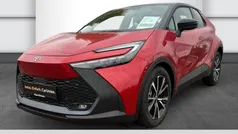 Karminarot/schwarz Neu 2024 Toyota C-HR Team SUV | 33.990 € (Fairer Preis)