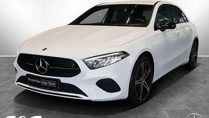 Gebraucht Mercedes A180 Progressive 136 PS (100 kW) 2024 Unilack polarweiß Limousine