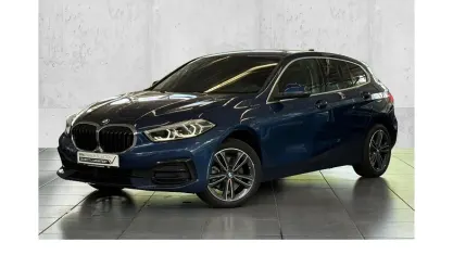Gebraucht BMW 118 Sport Line 140 PS (102 kW) 2023 Blau Kleinwagen