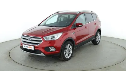 Gebraucht Ford Kuga Titanium 150 PS (110 kW) 2019 Rot SUV