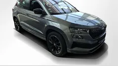 Graphitegrau metallic Gebraucht 2022 Skoda Karoq SportLine SUV | 30.950 € (Fairer Preis)